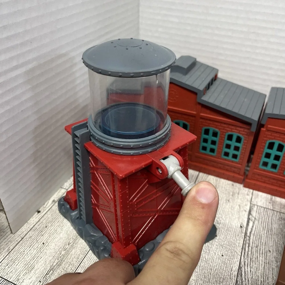Thomas & Friends TrackMaster Buildings Lot - Water Tower, Footbridge, Sheds